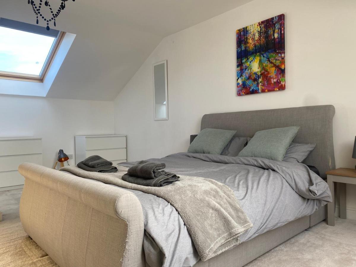 The Duplex Nairn- Spacious 3 Bedroom With Sunny Balcony Esterno foto