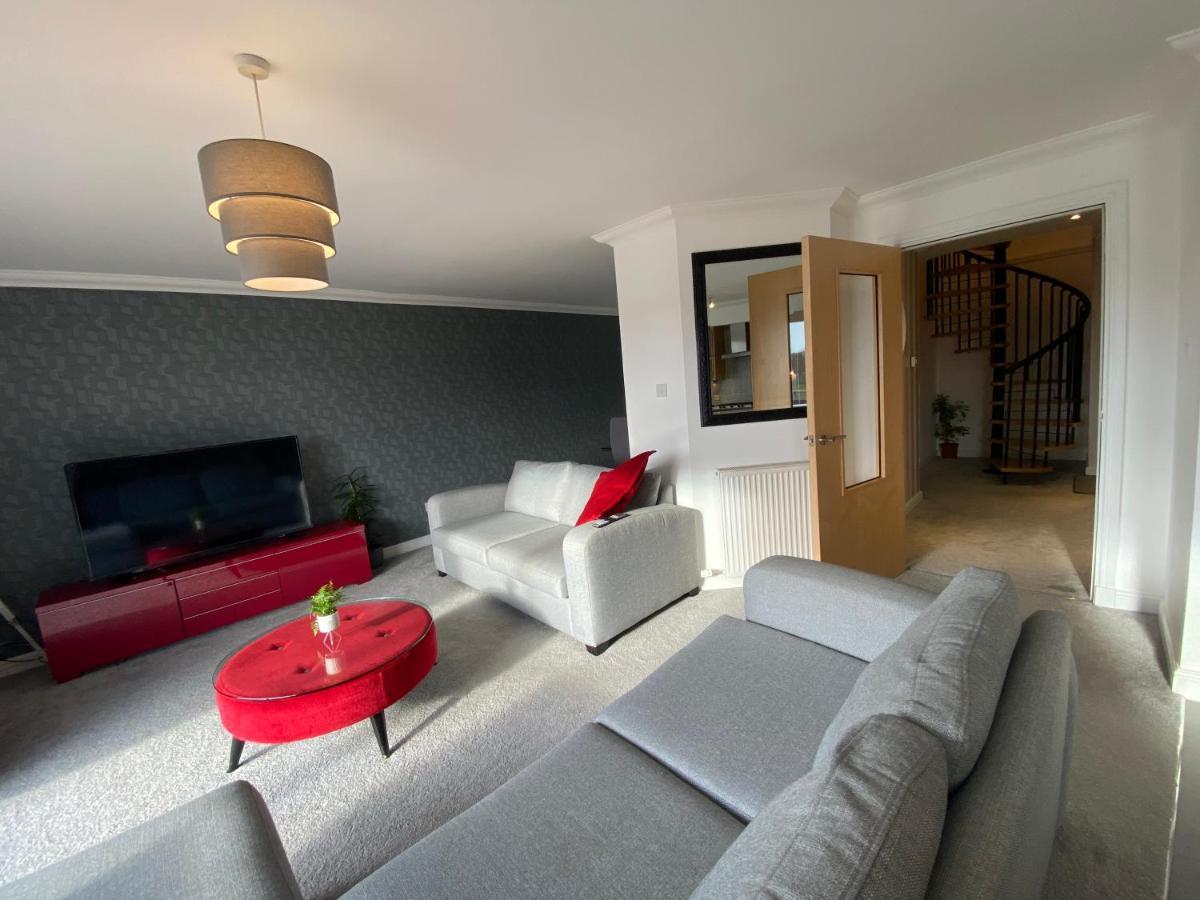 The Duplex Nairn- Spacious 3 Bedroom With Sunny Balcony Esterno foto